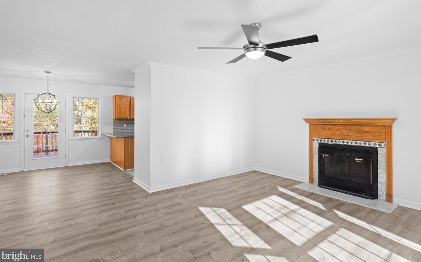 383 Cub Run Ln, Harpers Ferry, WV 25425