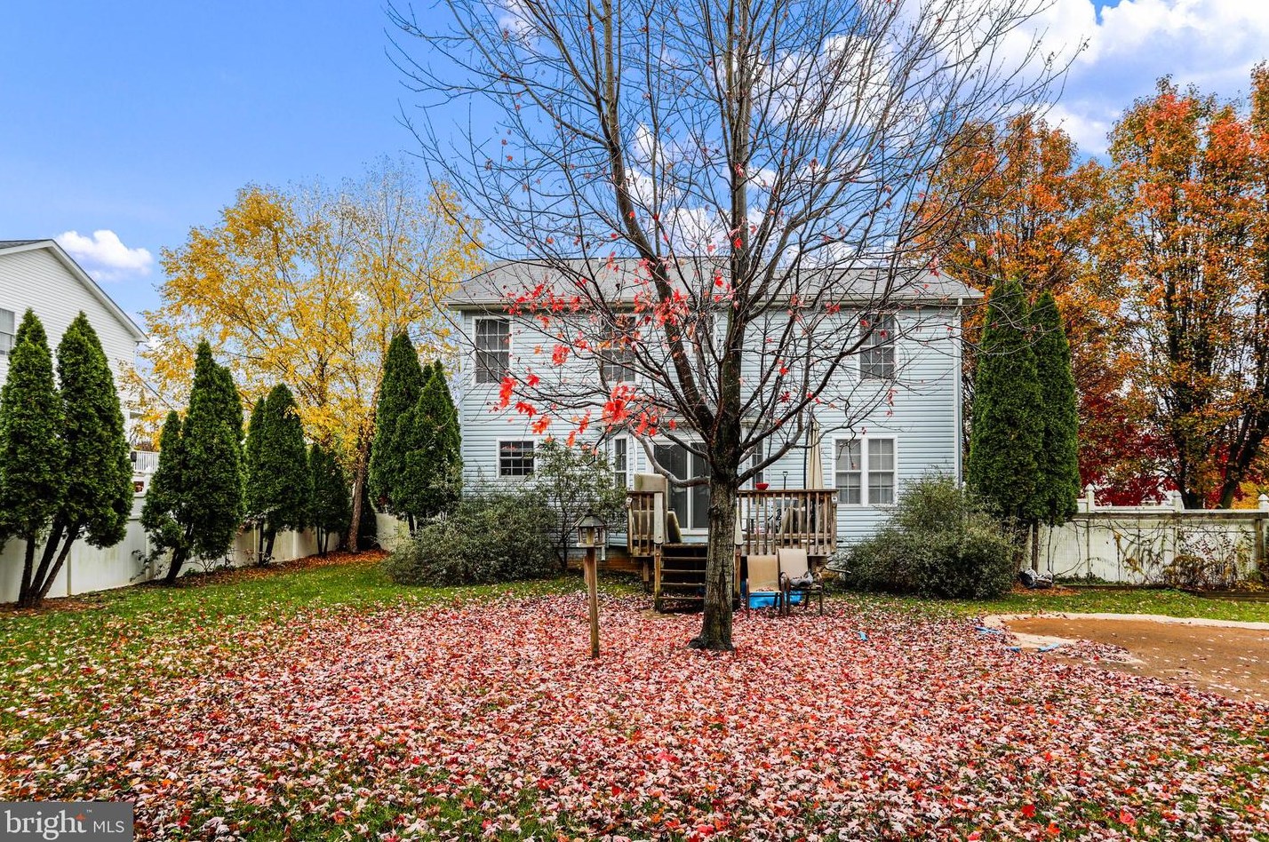 133 Mcgregor Dr, Ranson WV  25438-4833 exterior