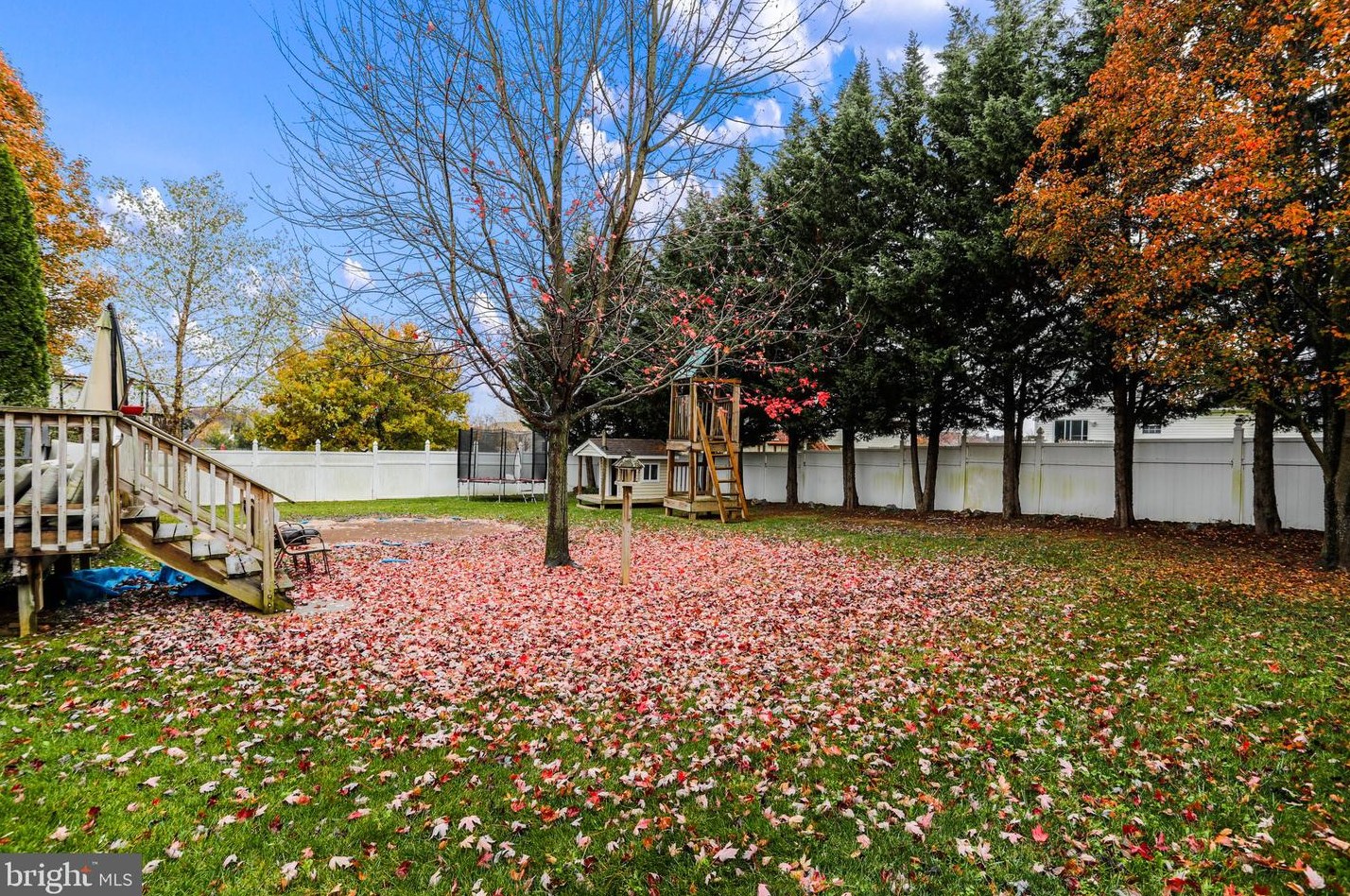 133 Mcgregor Dr, Ranson WV  25438-4833 exterior