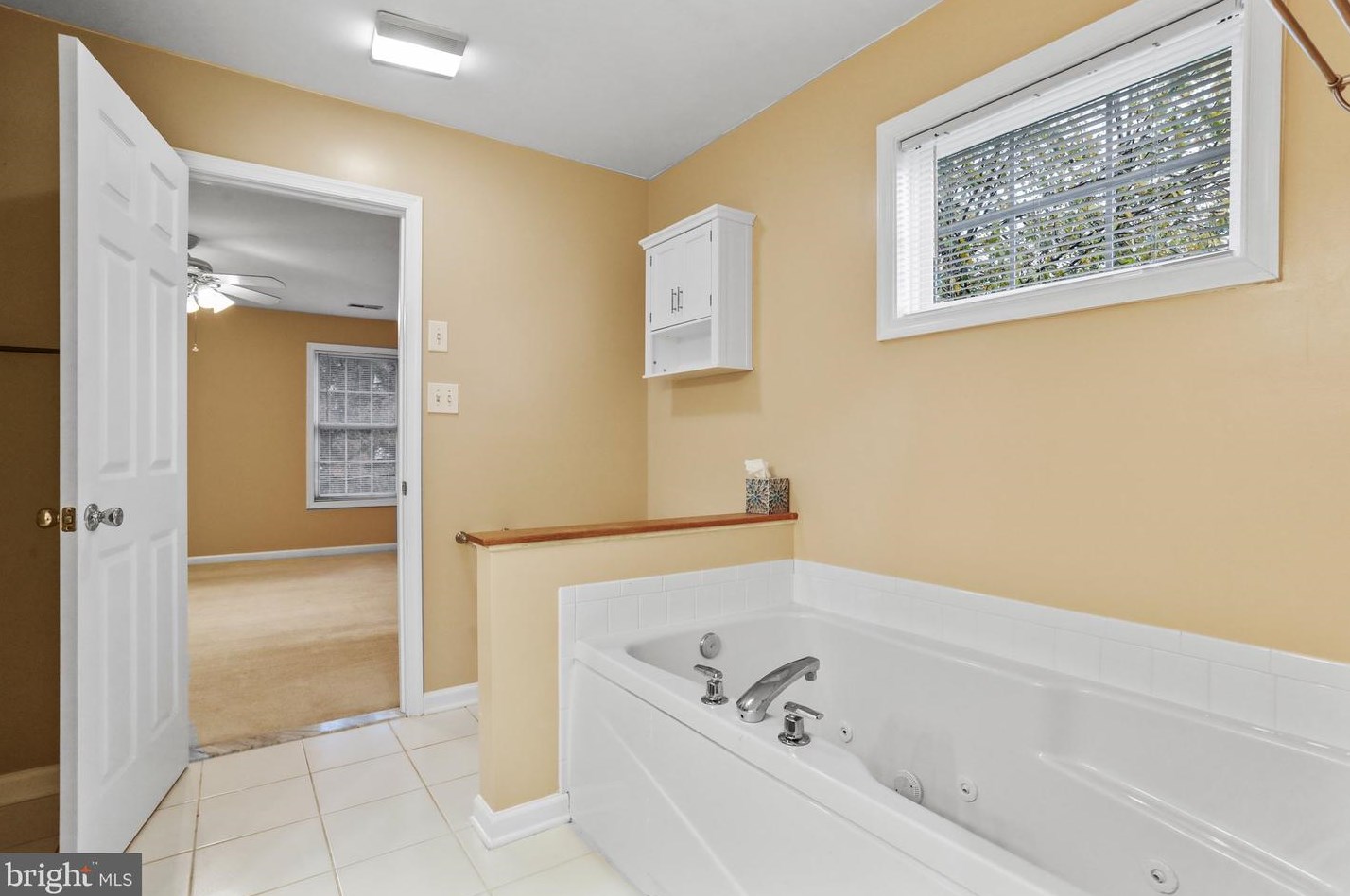 133 Mcgregor Dr, Ranson WV  25438-4833 exterior