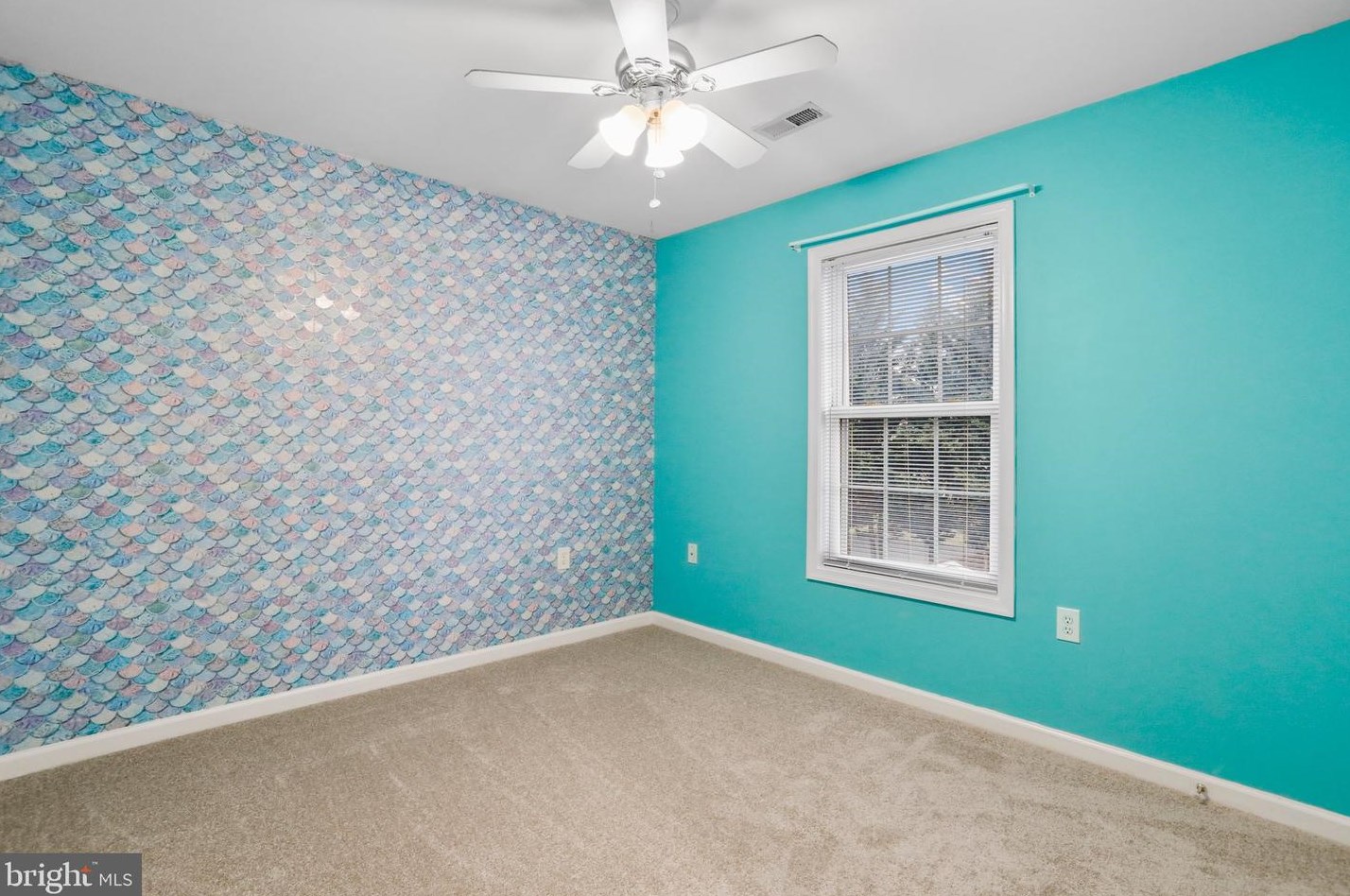 133 Mcgregor Dr, Ranson WV  25438-4833 exterior
