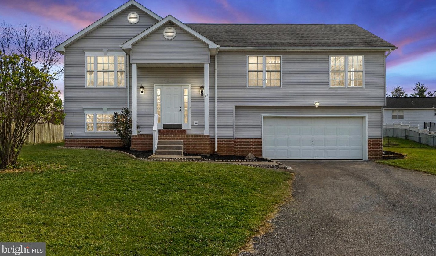 77 Flopsy Ct, Ranson, WV 25438