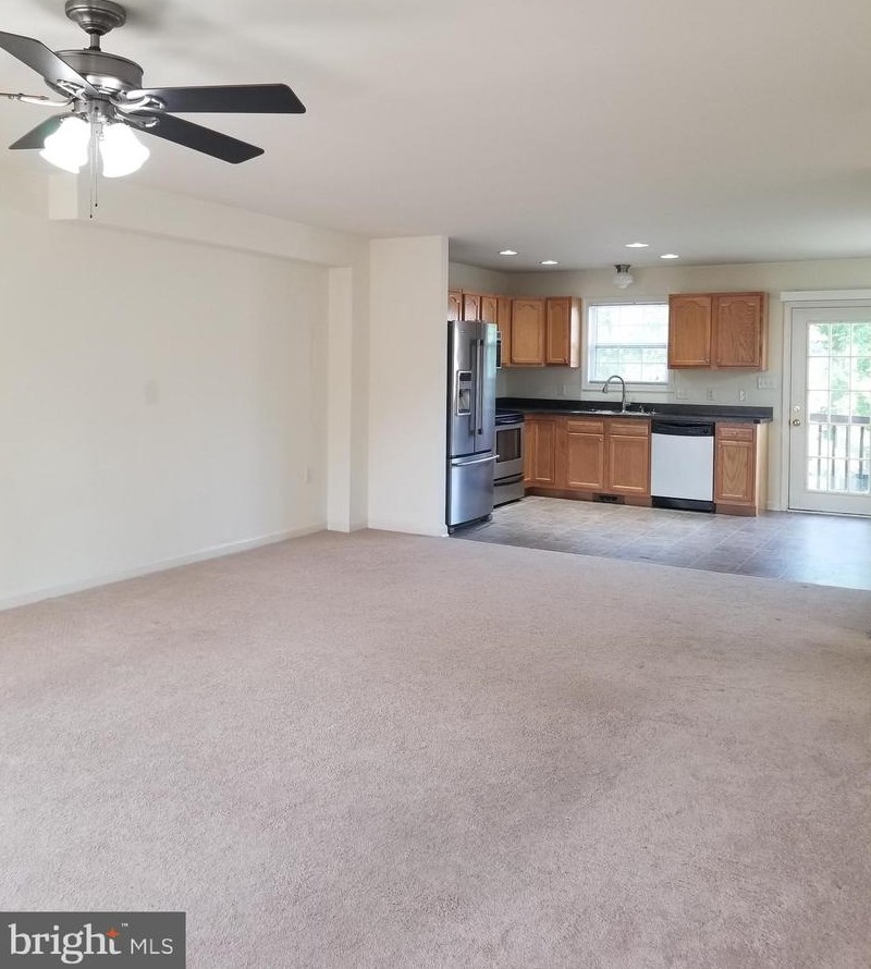 308 5th Ave, Ranson WV  25438-1706 exterior