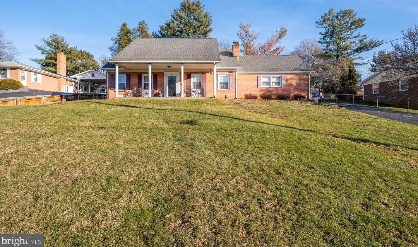 803 Morison, Charles Town, WV 25414