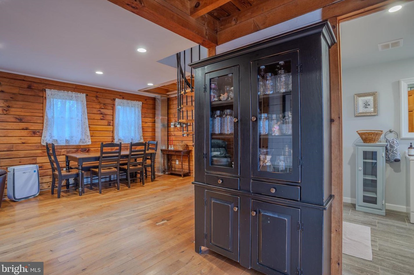 212 River Valley View Dr, Harpers Ferry WV  25425-5061 exterior