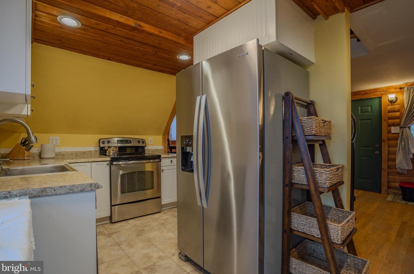 212 River Valley View Dr, Harpers Ferry WV  25425-5061 exterior