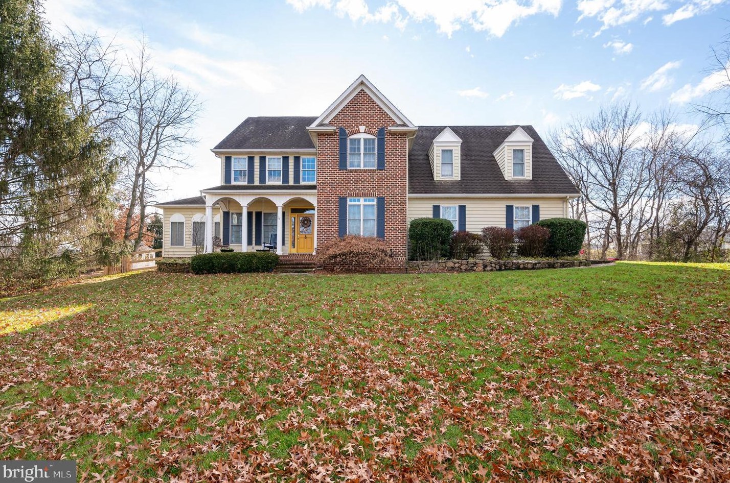 874 Pheasant Hill Rd, Summit Point, WV 25446