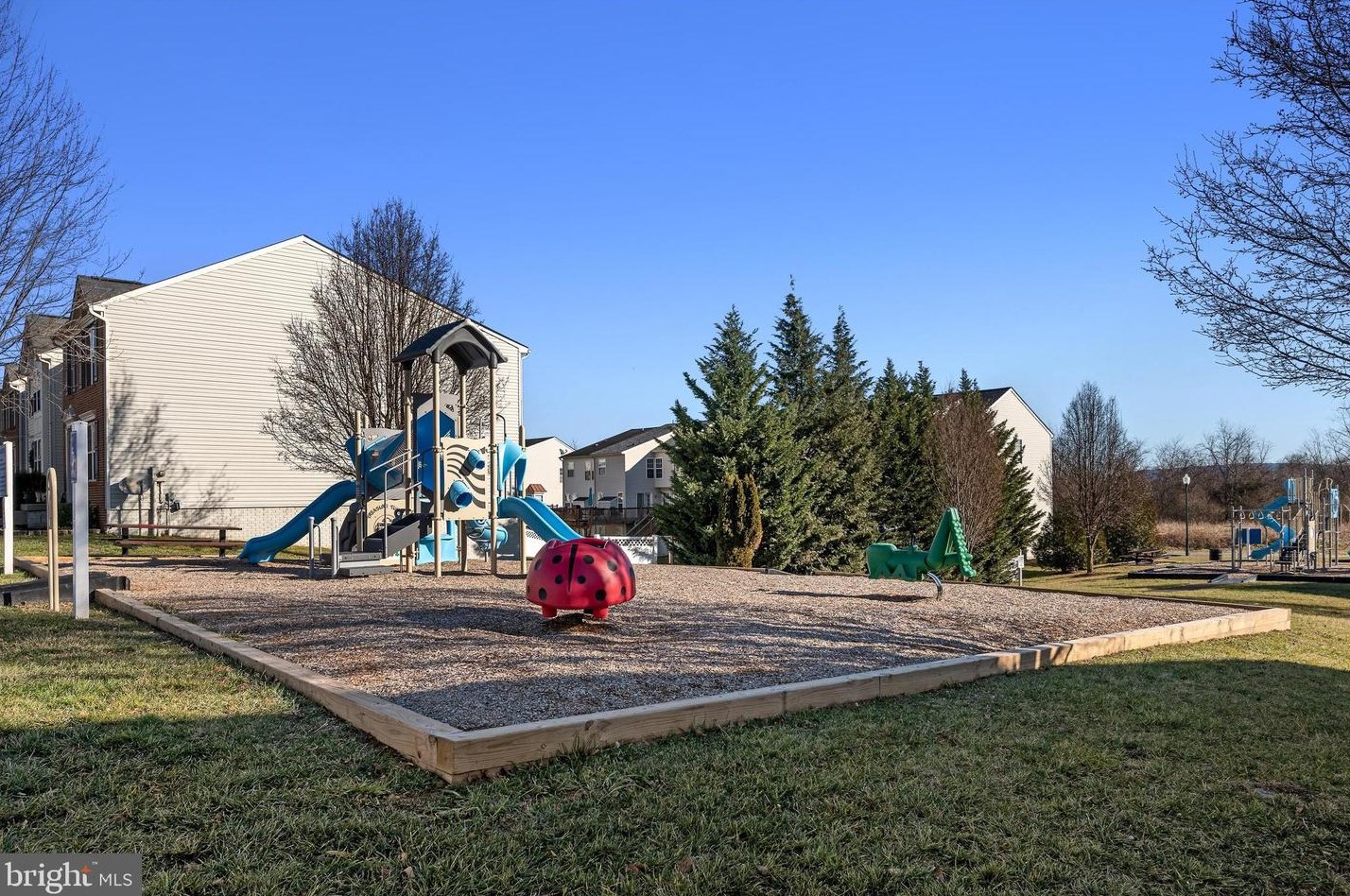 1251 Steed St, Ranson WV  25438-5719 exterior