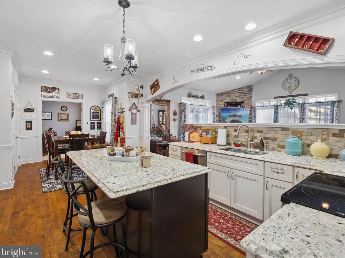 41 Cypress Point Ct, Charles Town WV  25414-3928 exterior