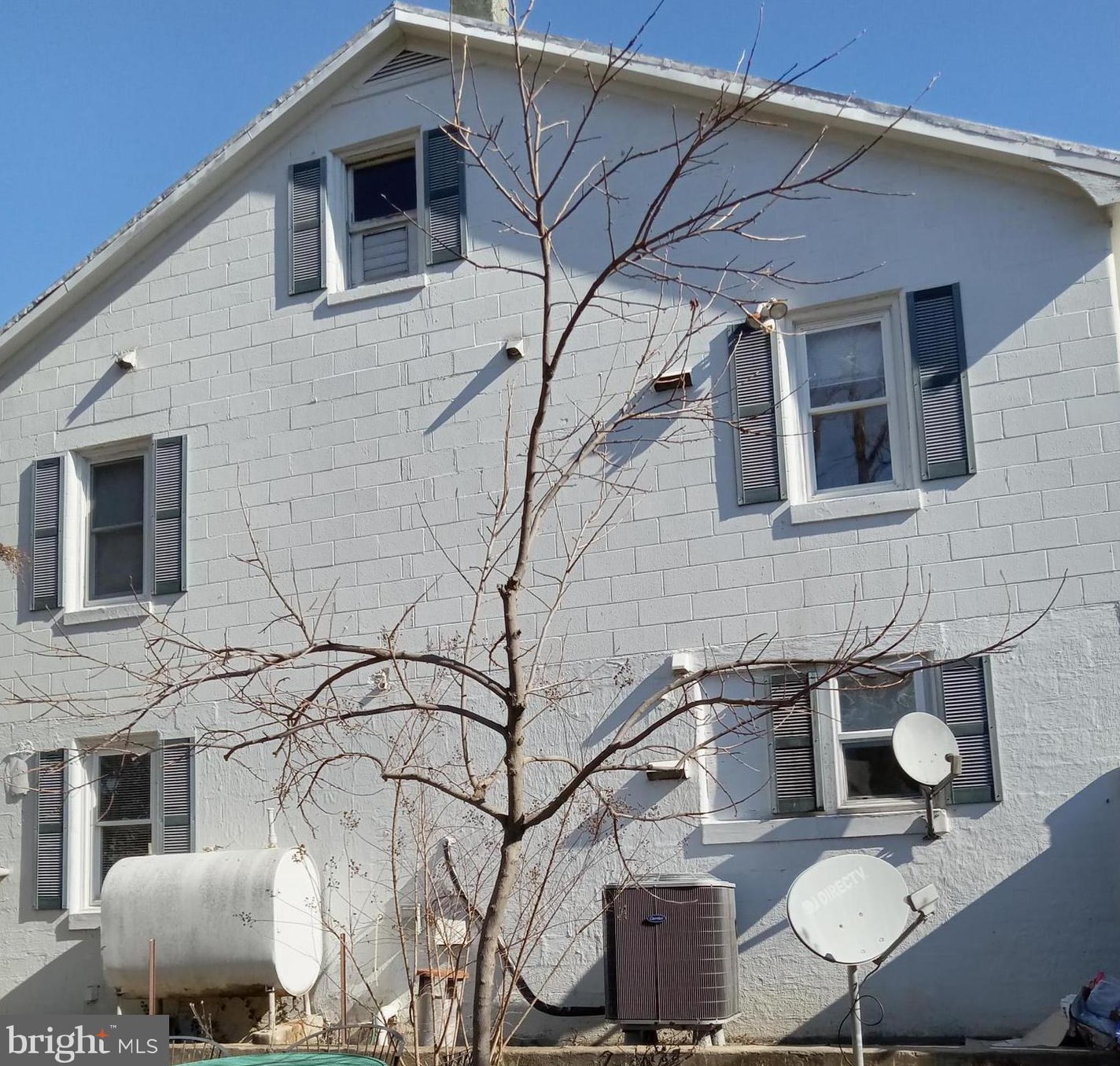 210 N Church St #b, Charles Town, WV 25414