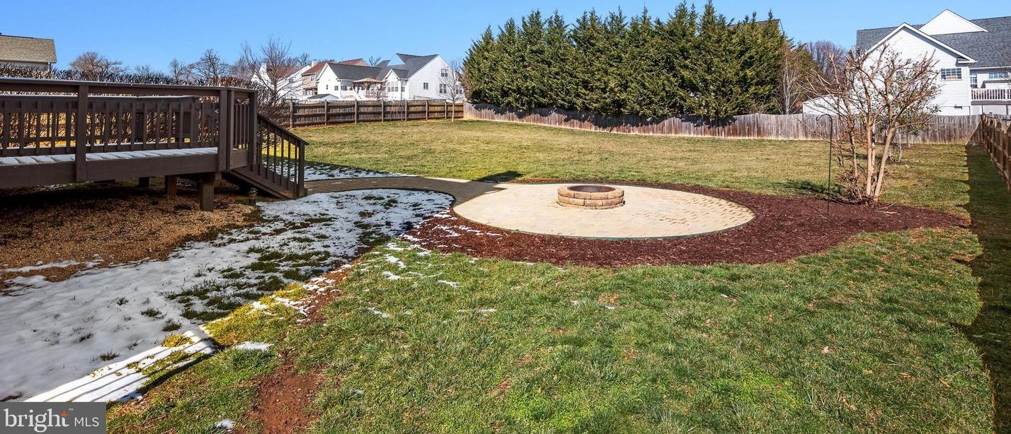 157 Burberry Ln, Charles Town WV  25414-5647 exterior