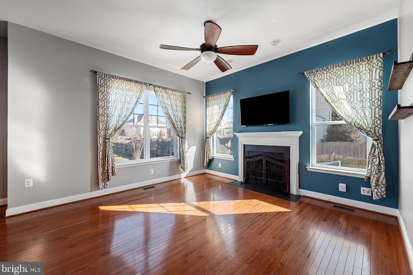 157 Burberry Ln, Charles Town WV  25414-5647 exterior