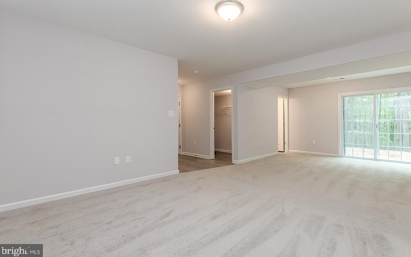 143 Kelly Dr, Harpers Ferry WV 25425-4663 exterior