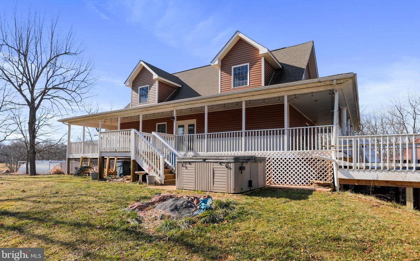 126 Marcum Ln, Harpers Ferry WV  25425-4529 exterior