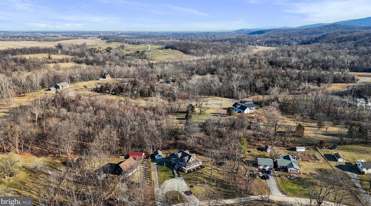 126 Marcum Ln, Harpers Ferry WV  25425-4529 exterior