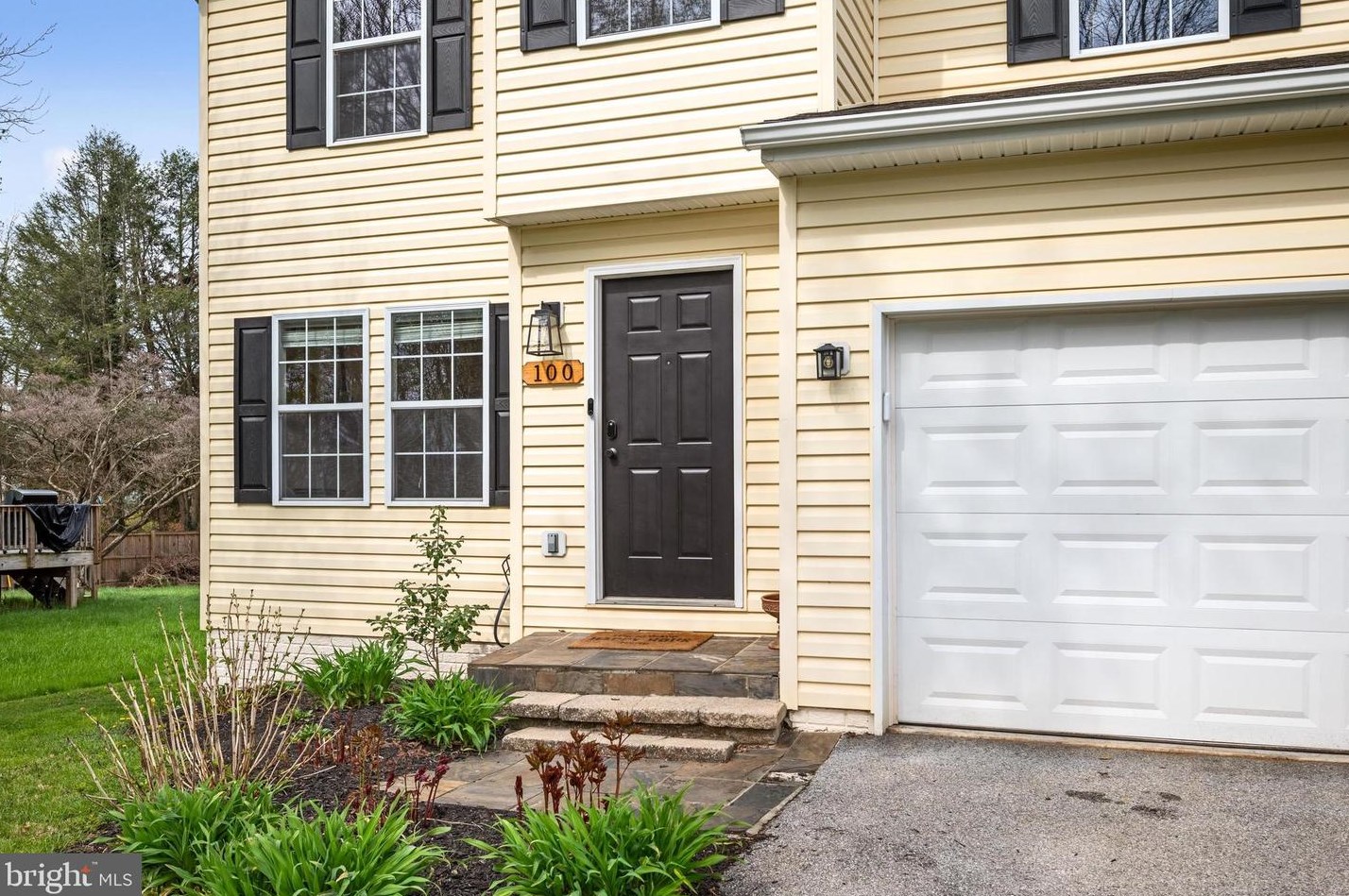 100 Belvedere Farm Ct, Charles Town WV  25414-1269 exterior