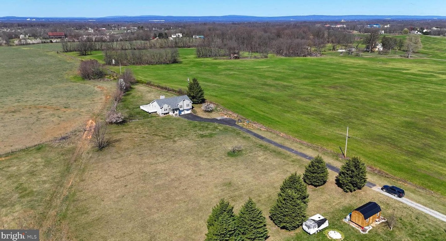 67 Leetown Rd, Summit Point, WV 25446-3560