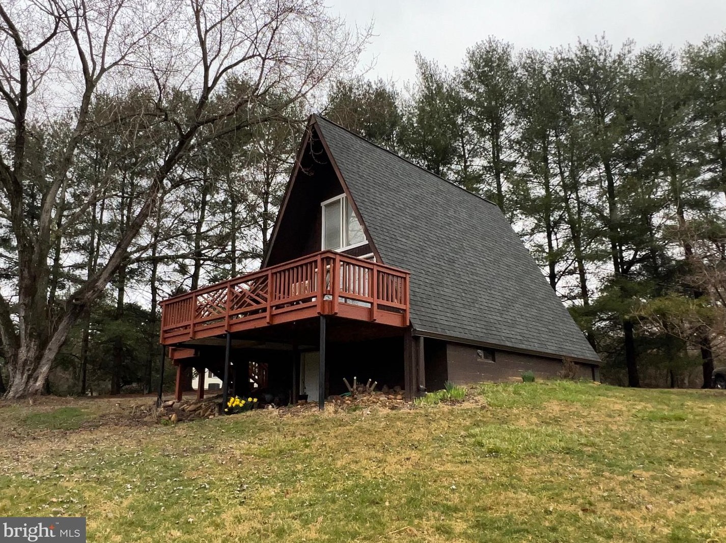 397 Macbeth Dr, Charles Town, WV 25414