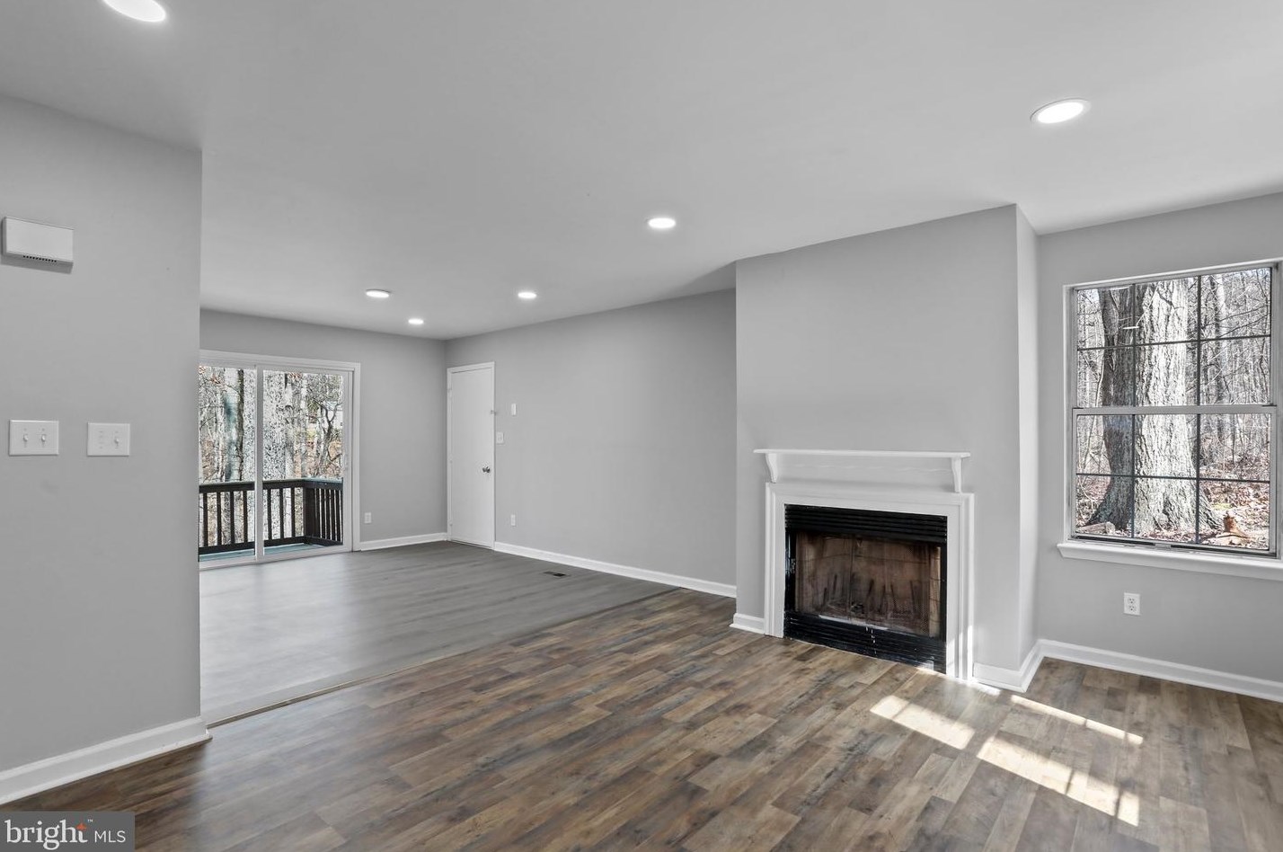 462 Wild Rose Ln, Harpers Ferry, WV 25425