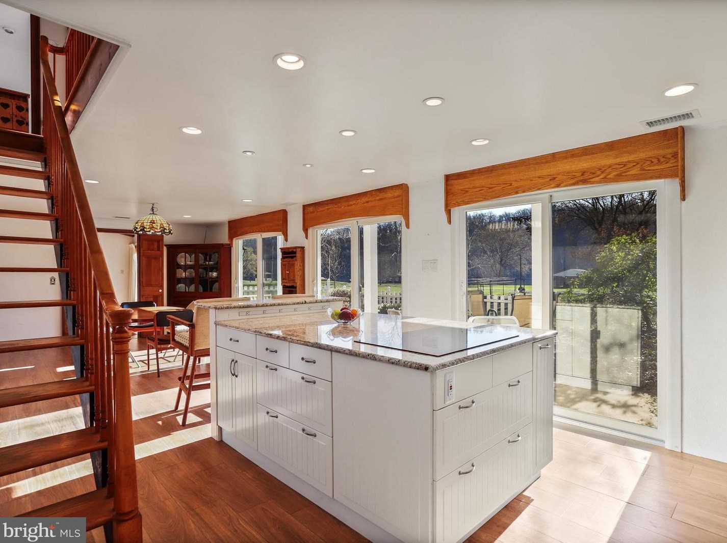 33 Mason Dr, Harpers Ferry WV 25425-4079 exterior