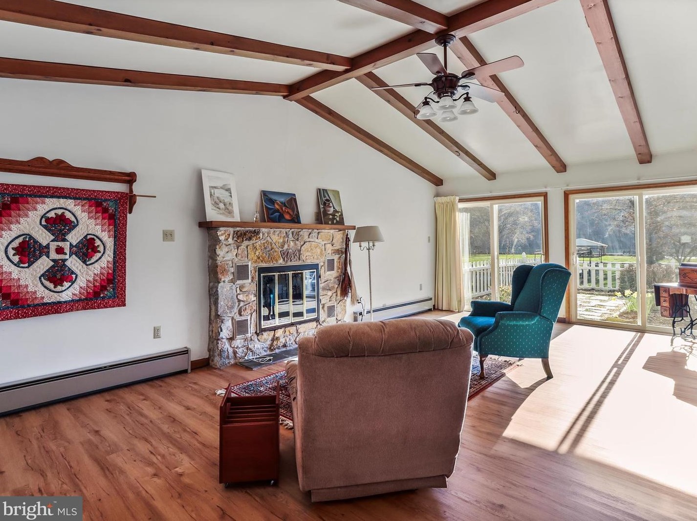 33 Mason Dr, Harpers Ferry WV 25425-4079 exterior