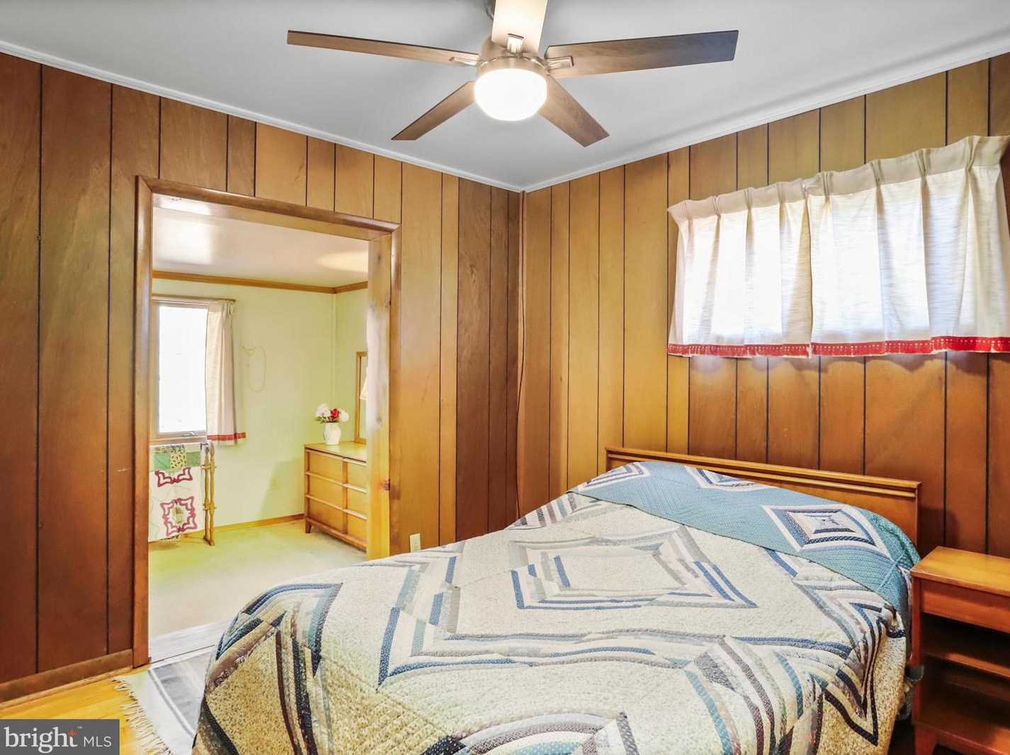 33 Mason Dr, Harpers Ferry WV 25425-4079 exterior