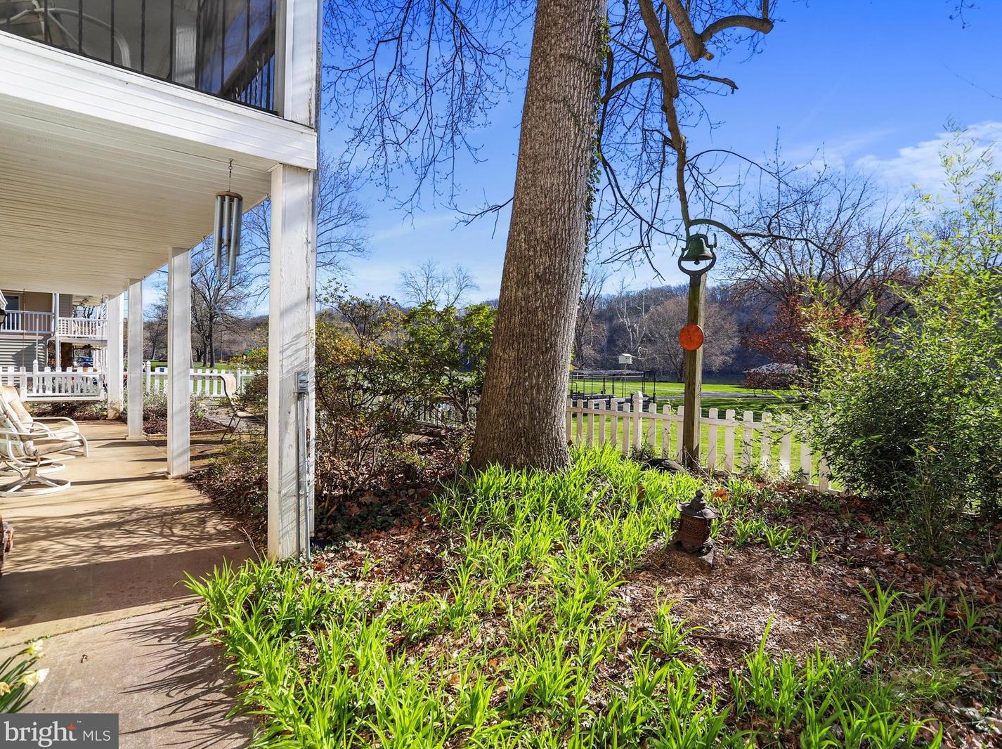 33 Mason Dr, Harpers Ferry WV 25425-4079 exterior