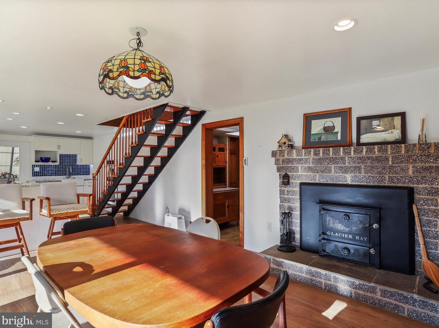 33 Mason Dr, Harpers Ferry WV 25425-4079 exterior