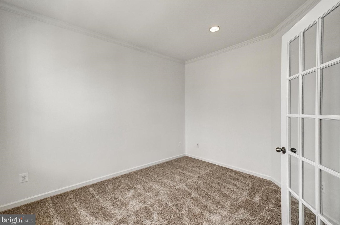 191 Silverleaf Dr, Charles Town WV  25414-4463 exterior