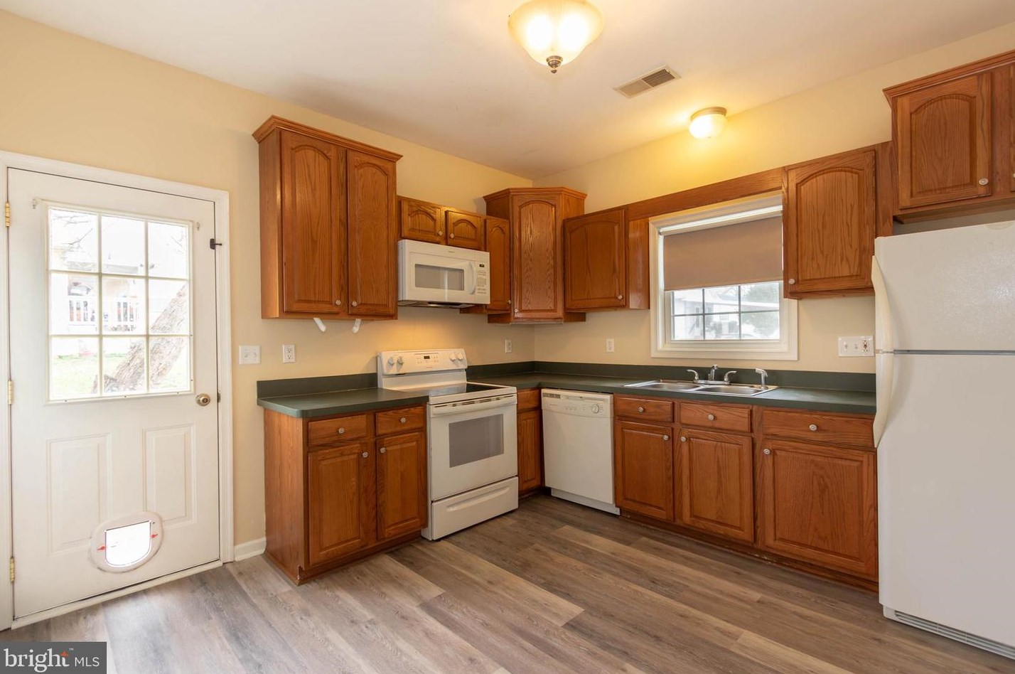 113 Maple Ave, Charles Town WV 25414-1725 exterior