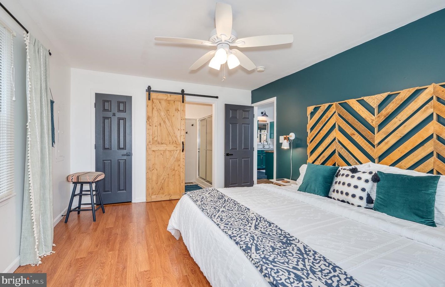 856 Skyline Trl, Harpers Ferry WV  25425-5576 exterior