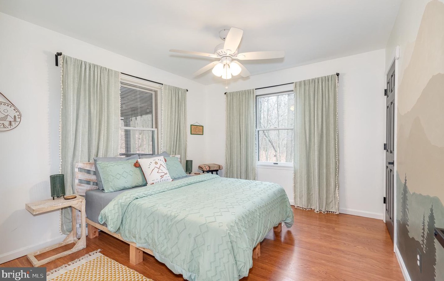 856 Skyline Trl, Harpers Ferry WV  25425-5576 exterior