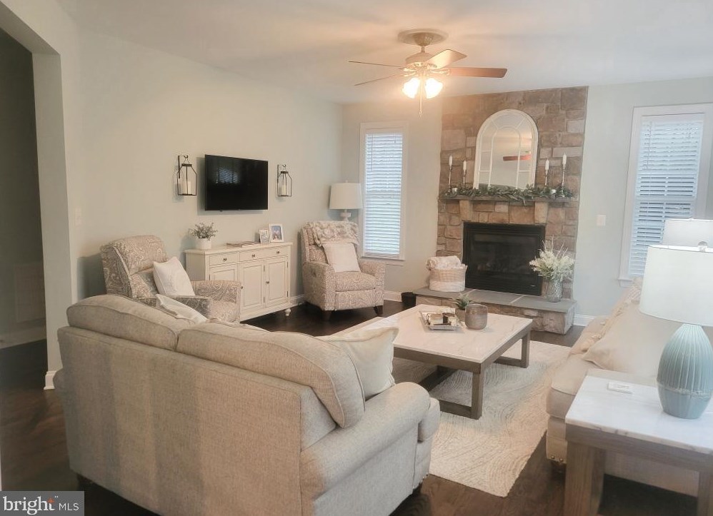 227 Matchbox Ct, Ranson WV  25438-1175 exterior