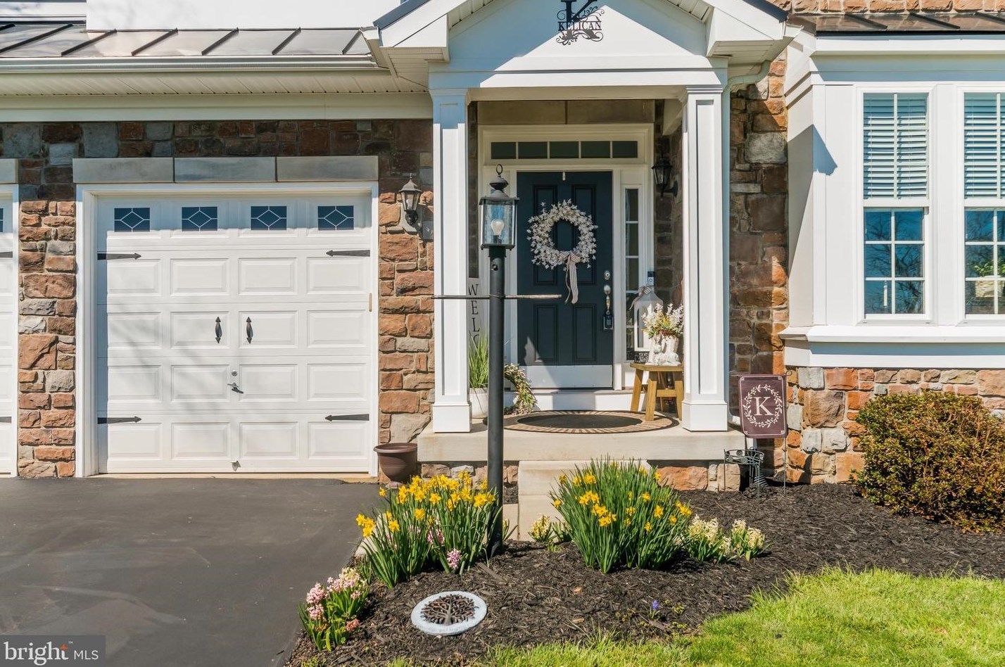 227 Matchbox Ct, Ranson WV  25438-1175 exterior