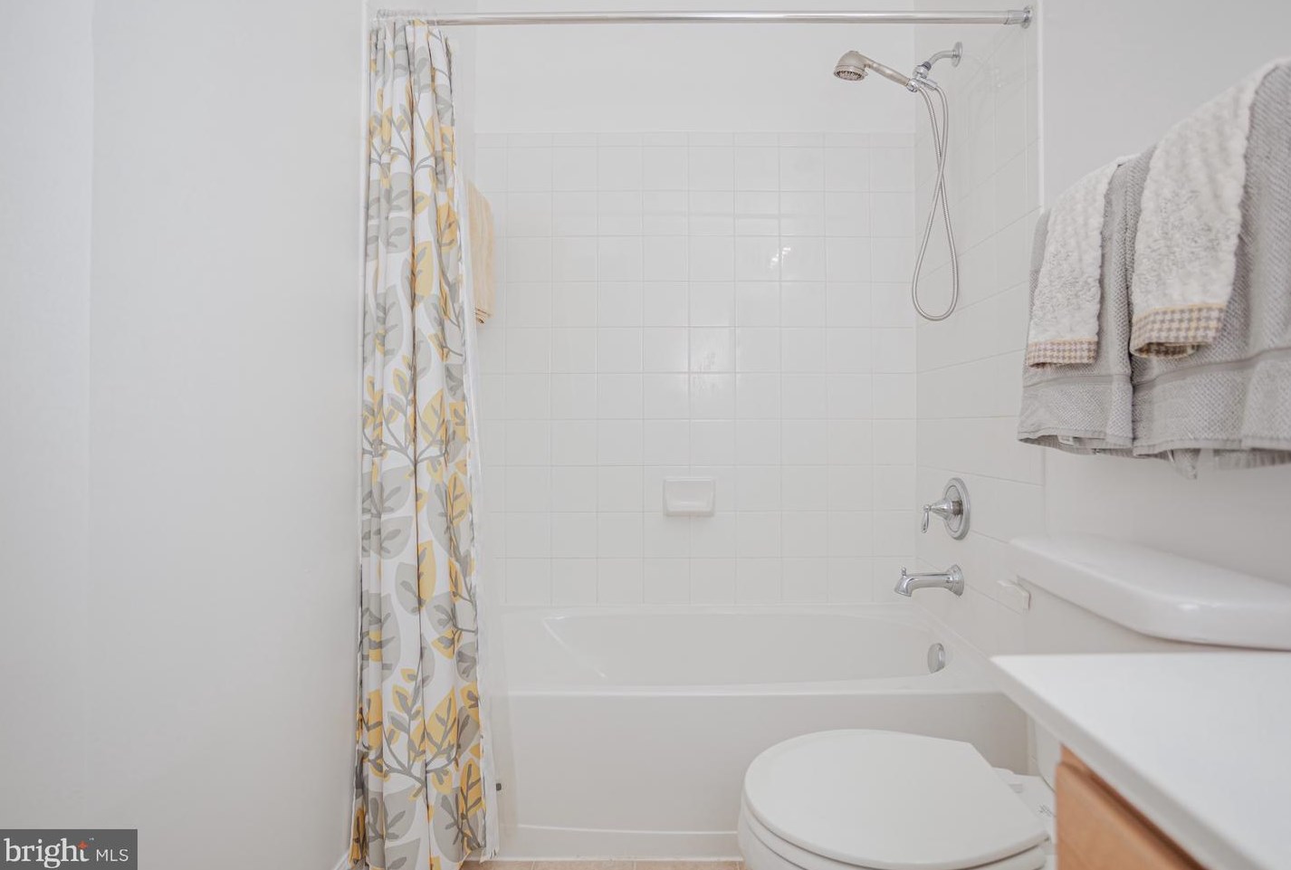 215 Monte Carlo Way, Charles Town WV  25414-6032 exterior