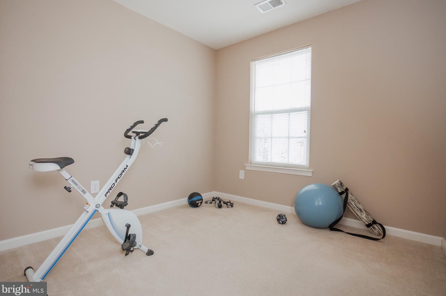 215 Monte Carlo Way, Charles Town WV  25414-6032 exterior