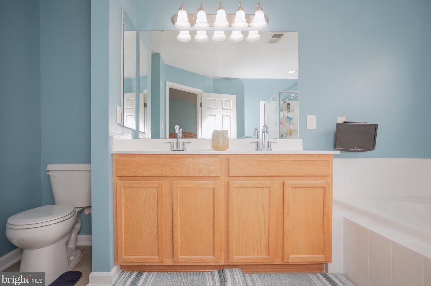 215 Monte Carlo Way, Charles Town WV  25414-6032 exterior