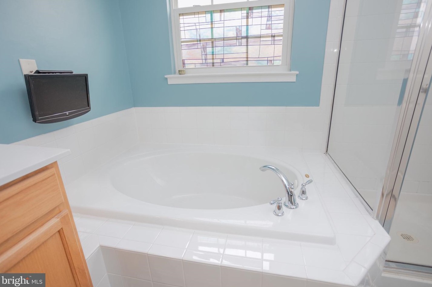 215 Monte Carlo Way, Charles Town WV  25414-6032 exterior