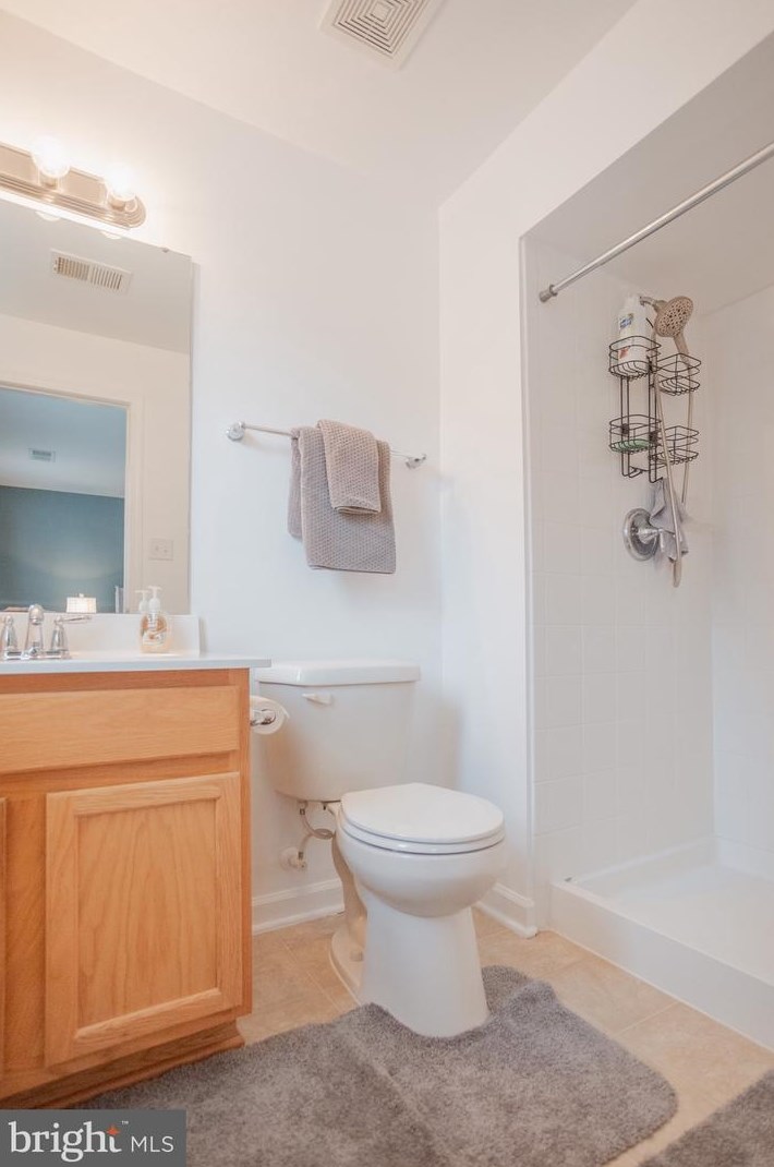 215 Monte Carlo Way, Charles Town WV  25414-6032 exterior