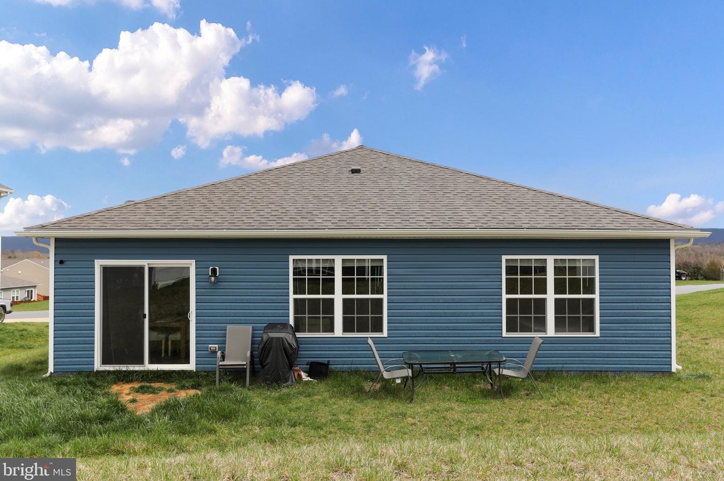 805 Citizens Way, Charles Town WV  25414-4403 exterior