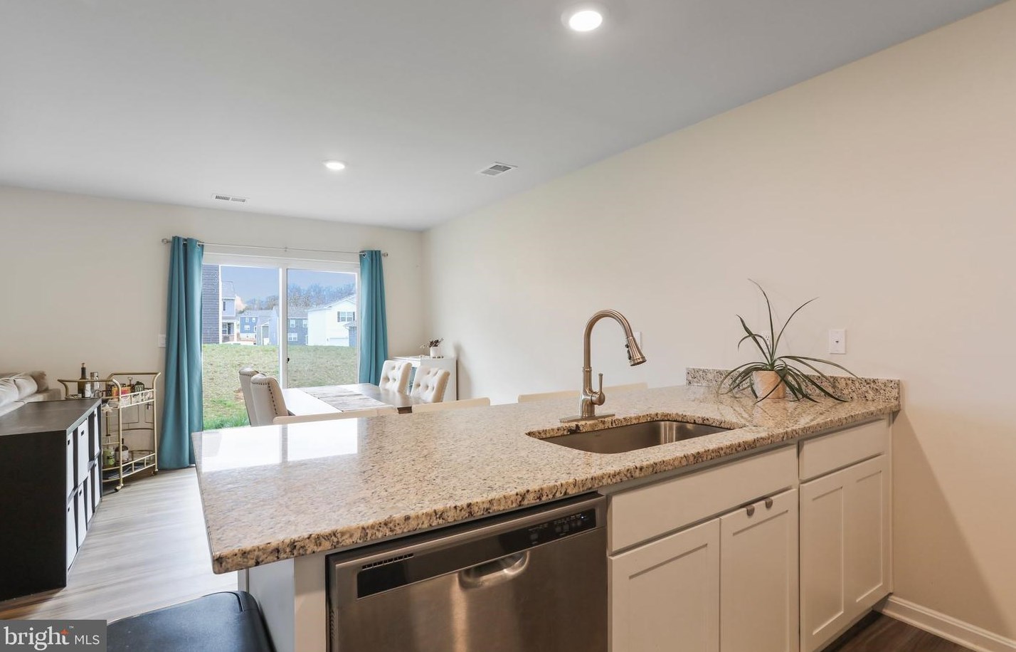 805 Citizens Way, Charles Town WV  25414-4403 exterior