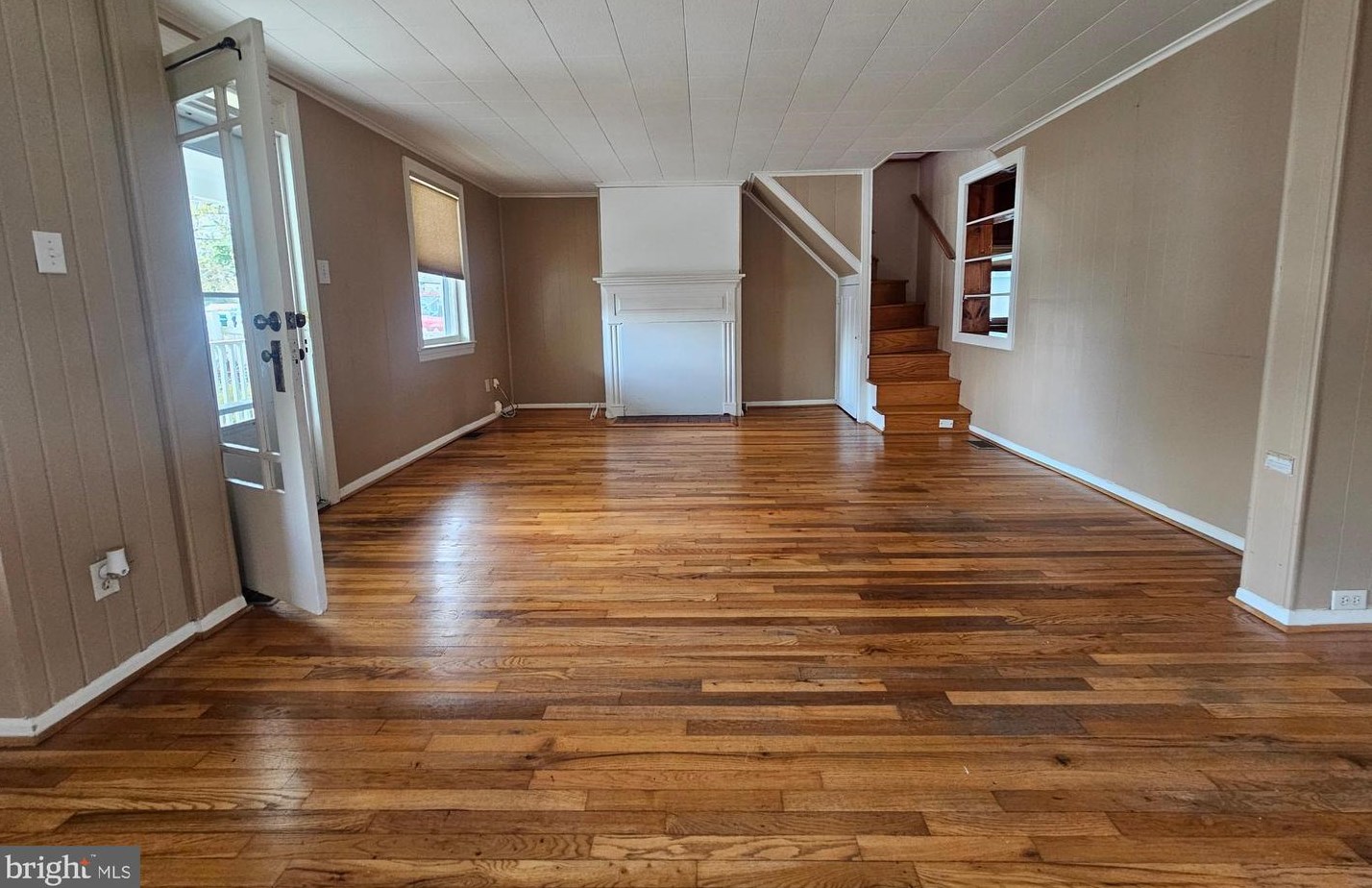 1536 W Washington St, Harpers Ferry, WV 25425
