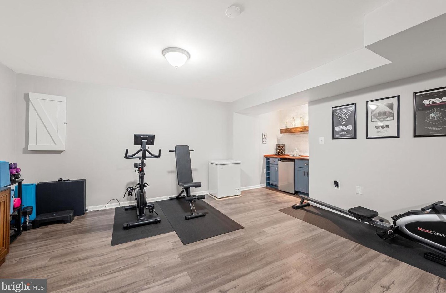 187 Colonial Dr, Charles Town WV  25414-4498 exterior