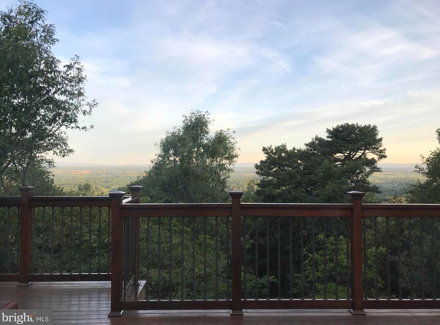 137 Moonridge Ln, Harpers Ferry WV  25425-6237 exterior