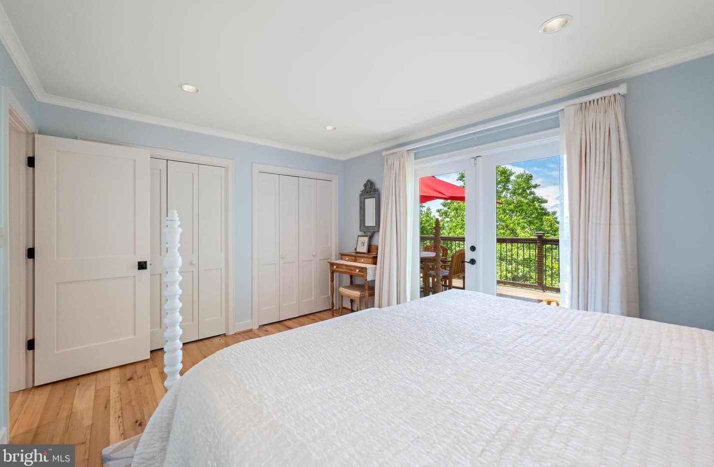 137 Moonridge Ln, Harpers Ferry WV  25425-6237 exterior