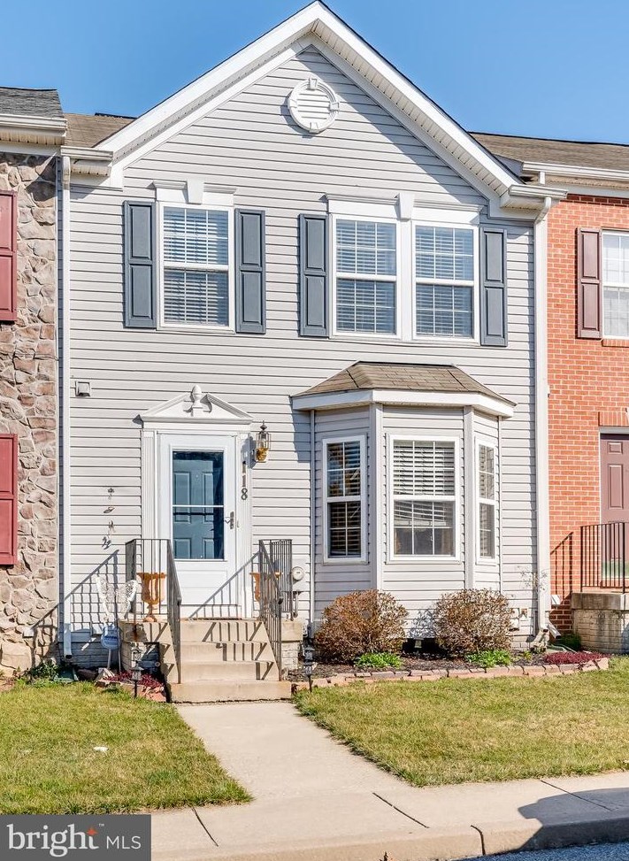118 Dunlap Dr, Charles Town, WV 25414
