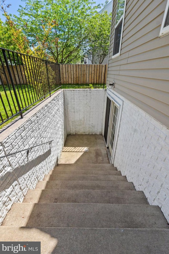 57 Southwinds Dr, Charles Town WV  25414-3976 exterior