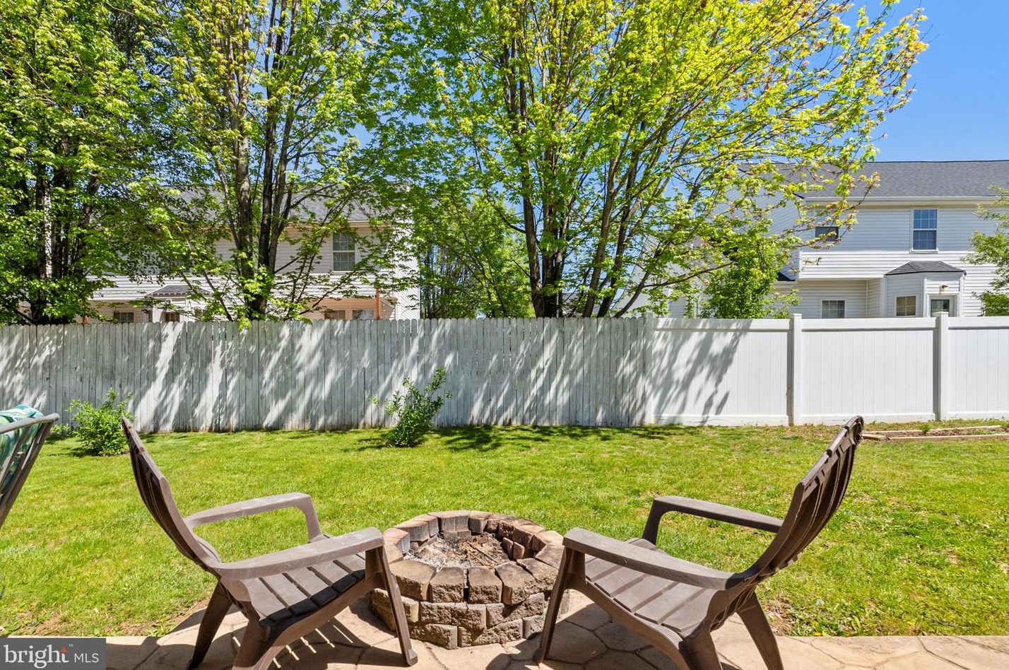 57 Southwinds Dr, Charles Town WV  25414-3976 exterior