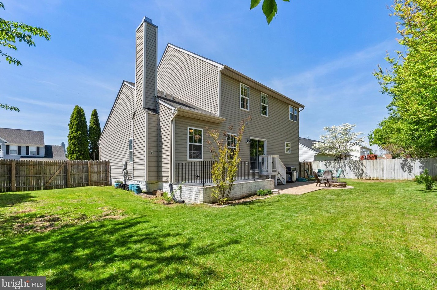 57 Southwinds Dr, Charles Town WV  25414-3976 exterior