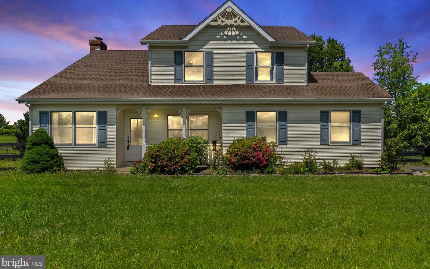 50 Maplewood Ct, Harpers Ferry, WV 25425-3174